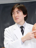髙山 智仁