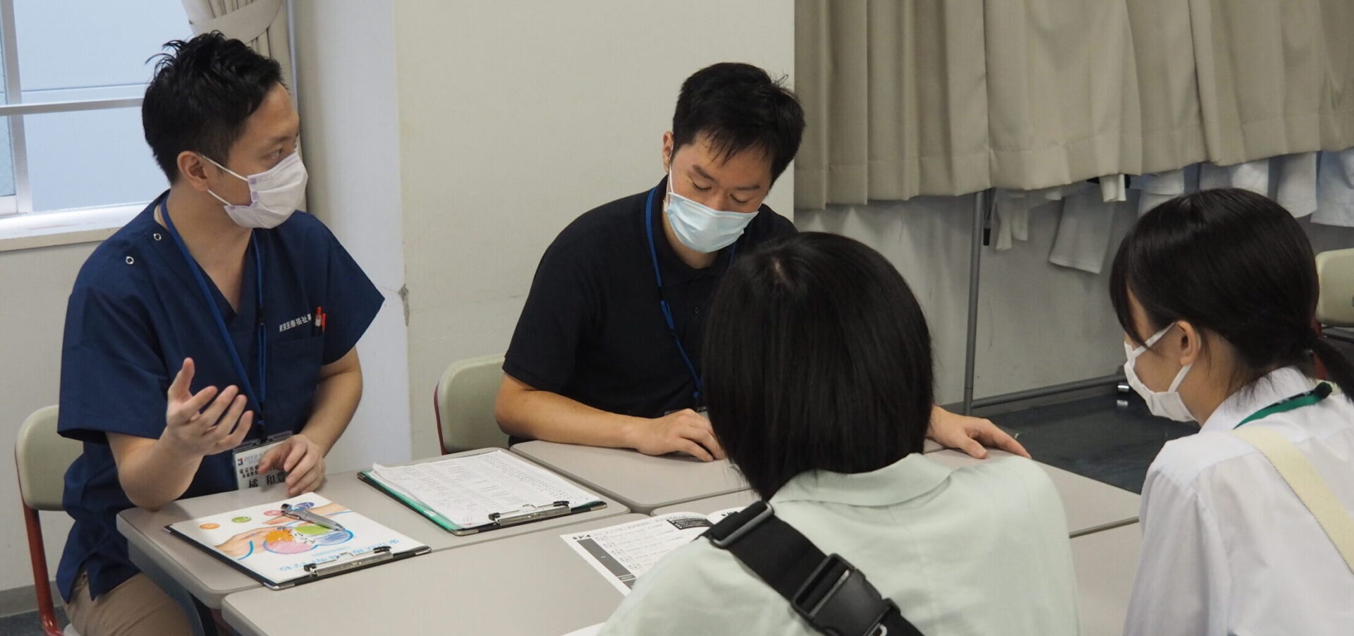 夜の学校説明会:18:30~