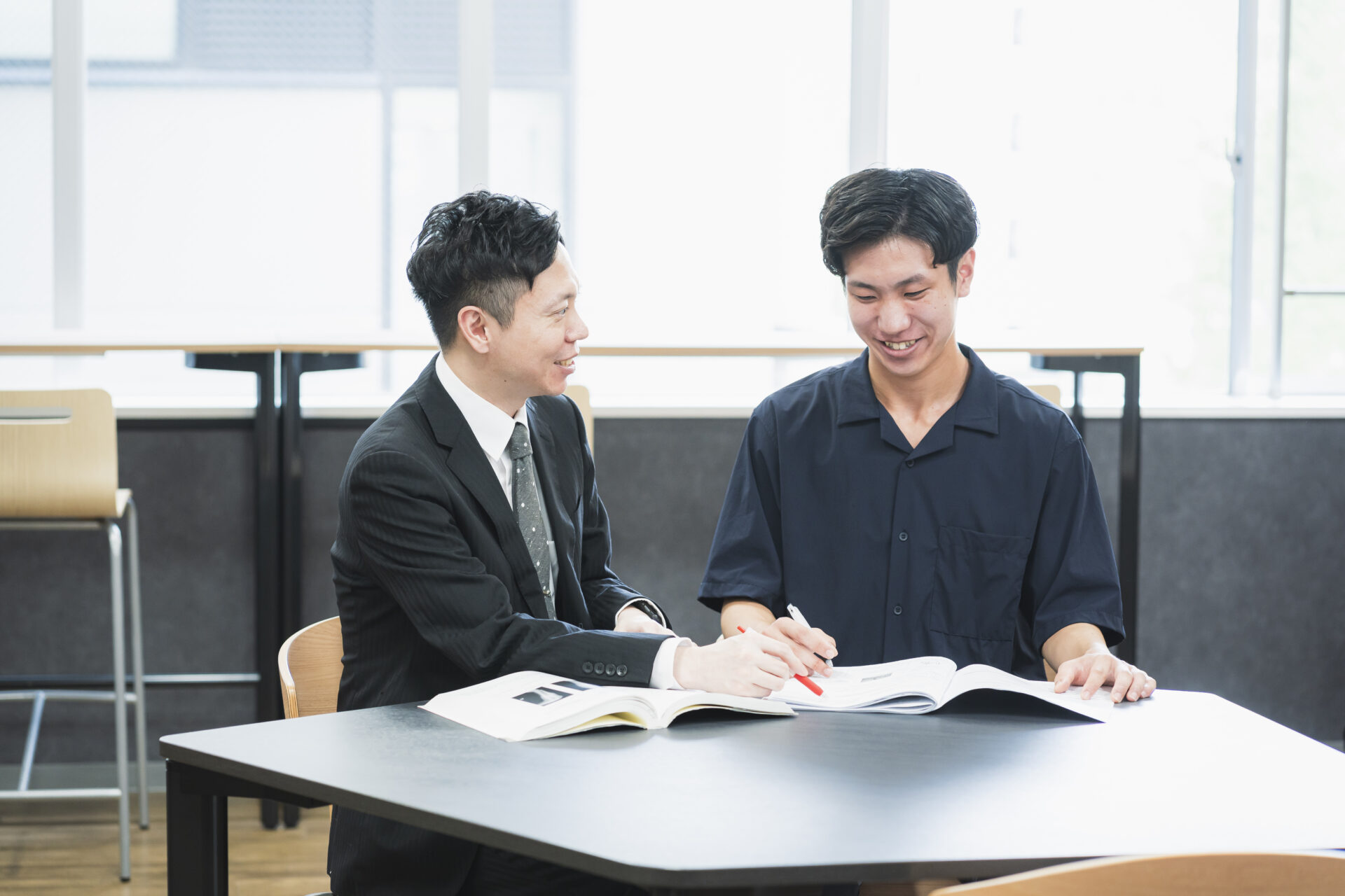 夜の学校説明会：18:30～
