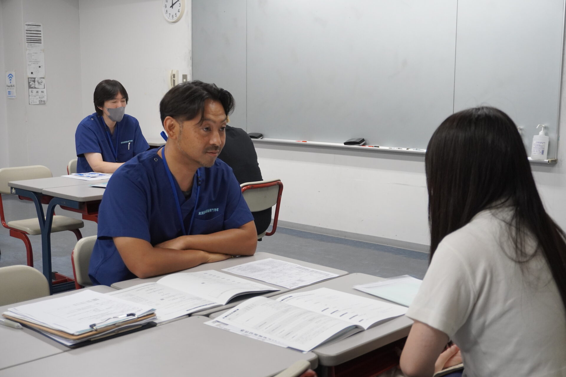 夜の学校説明会:18:30~